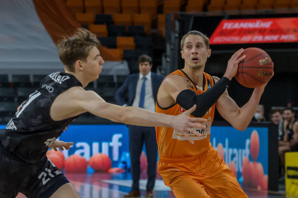 强队相比 强队相比