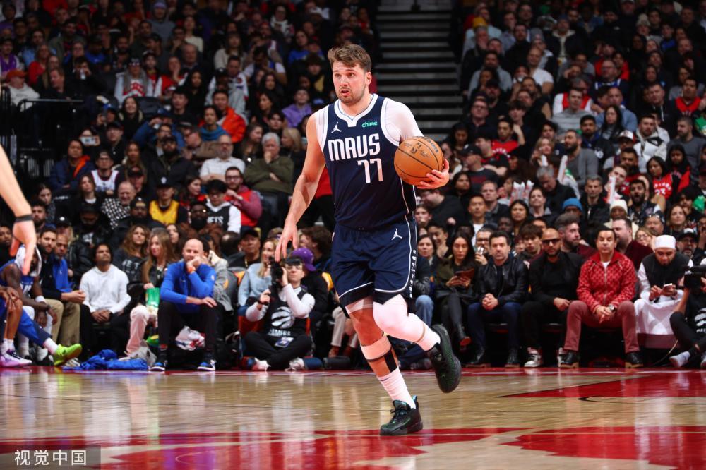 一记角球传 一记角球传